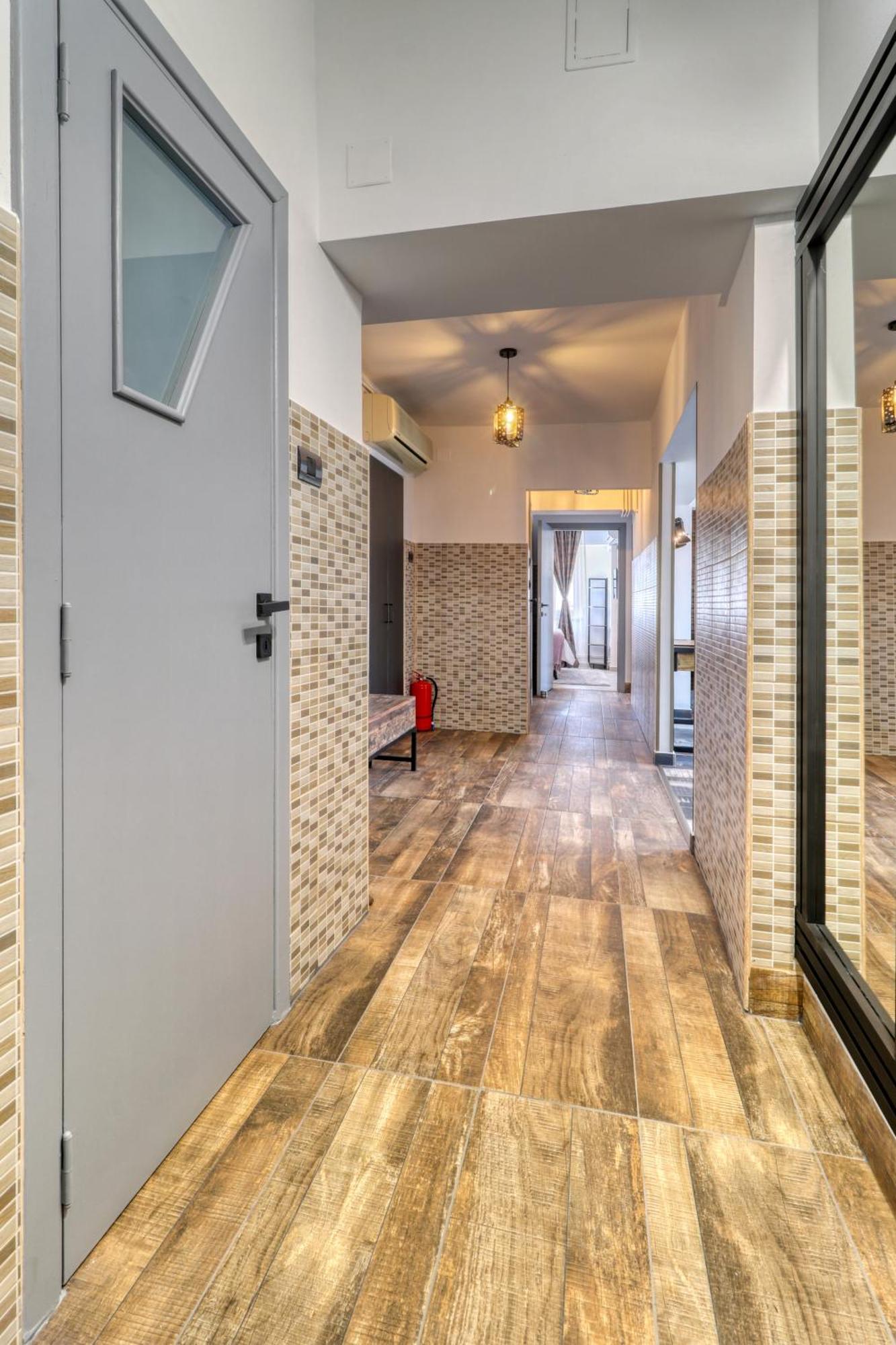 Rdi Elegance Apartment Downtown Bucharest Exterior photo